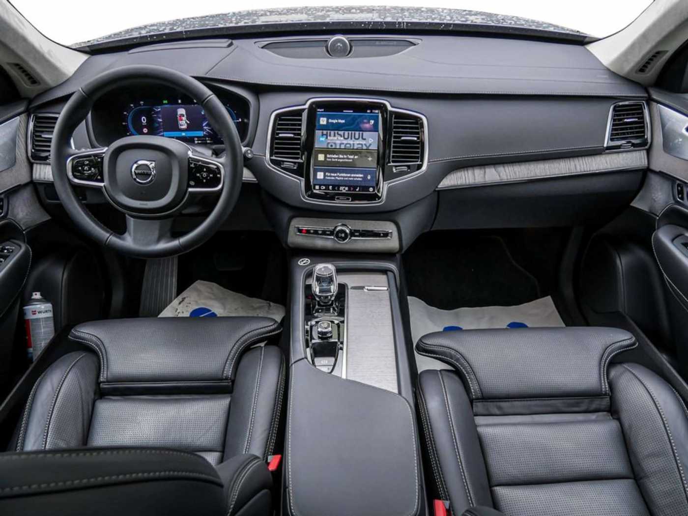 Volvo  T8 Ultra Bright Recharge Plug-In Hybrid AWD