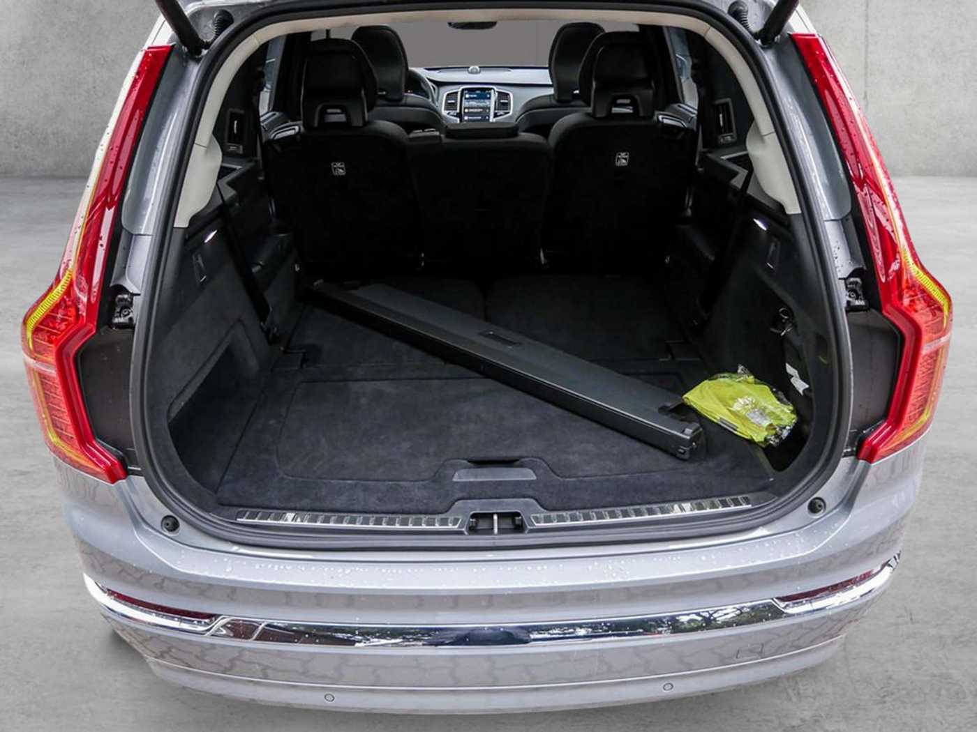 Volvo  T8 Ultra Bright Recharge Plug-In Hybrid AWD
