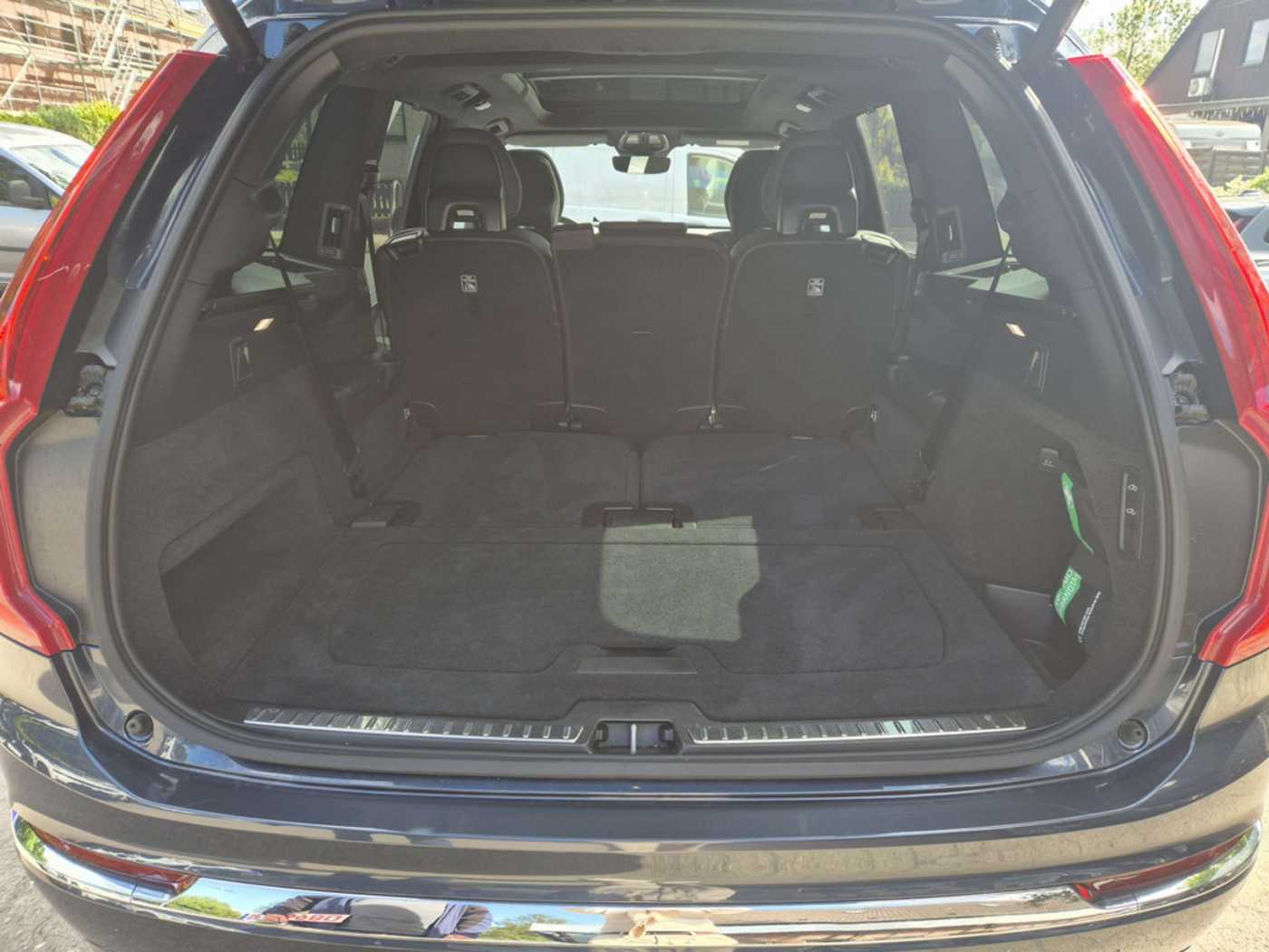 Volvo  T8 Ultra Bright Recharge Plug-In Hybrid AWD