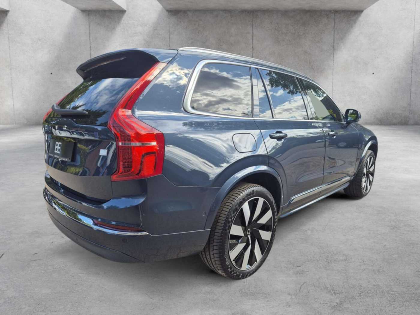 Volvo  T8 Ultra Bright Recharge Plug-In Hybrid AWD