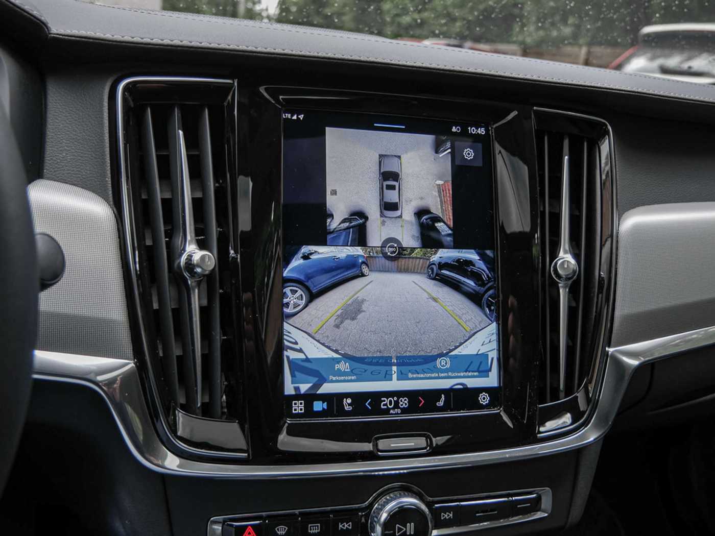 Volvo  T8 Ultimate Dark Recharge Plug-In Hybrid AWD