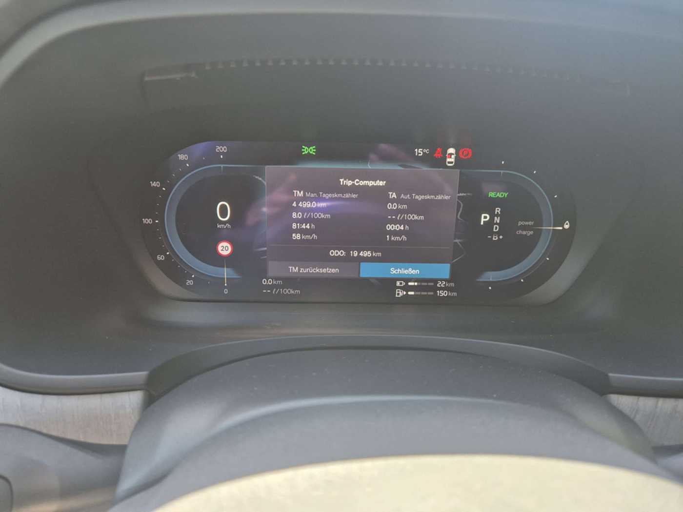 Volvo  T8 Ultimate Dark Recharge Plug-In Hybrid AWD
