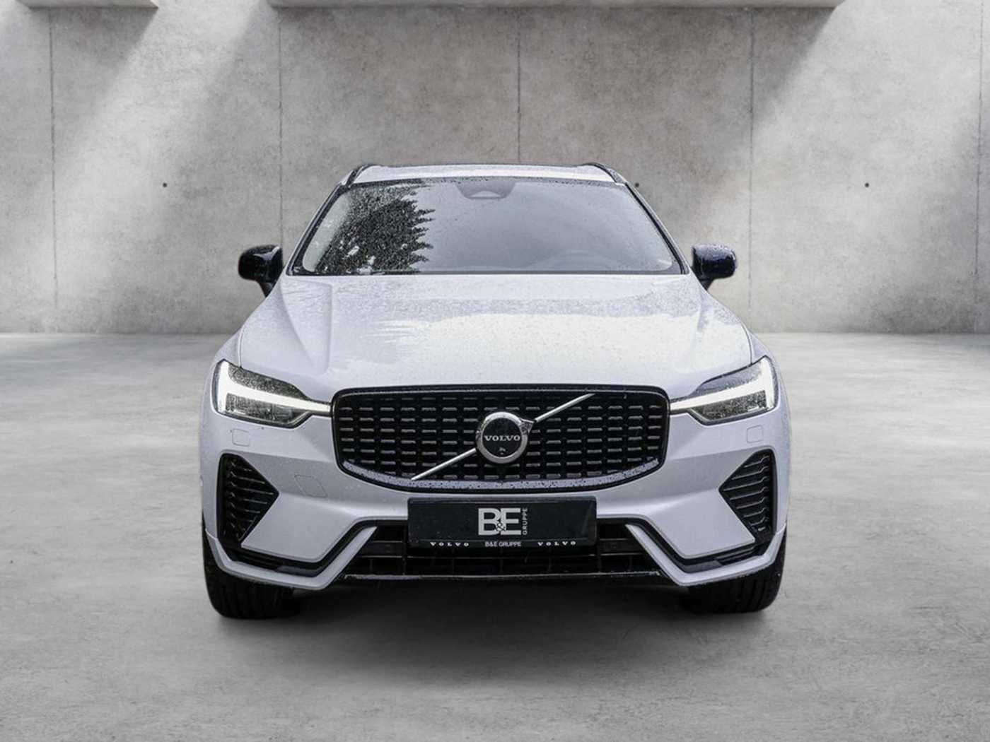 Volvo  T8 Plus Dark Recharge Plug-In Hybrid AWD