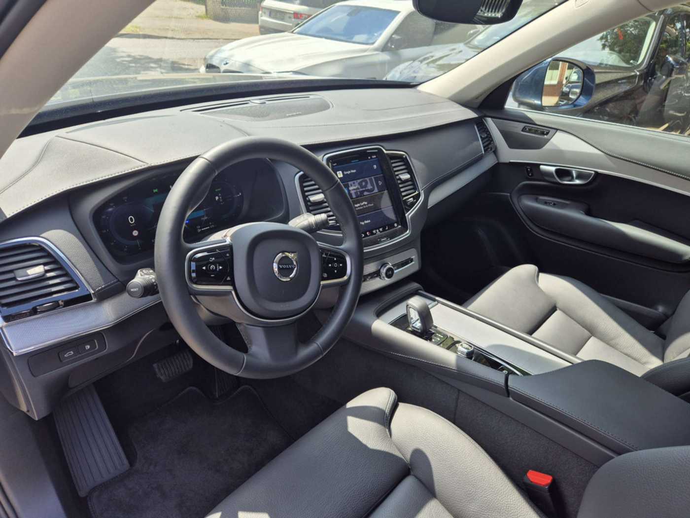 Volvo  T8 Plus Bright Recharge Plug-In Hybrid AWD