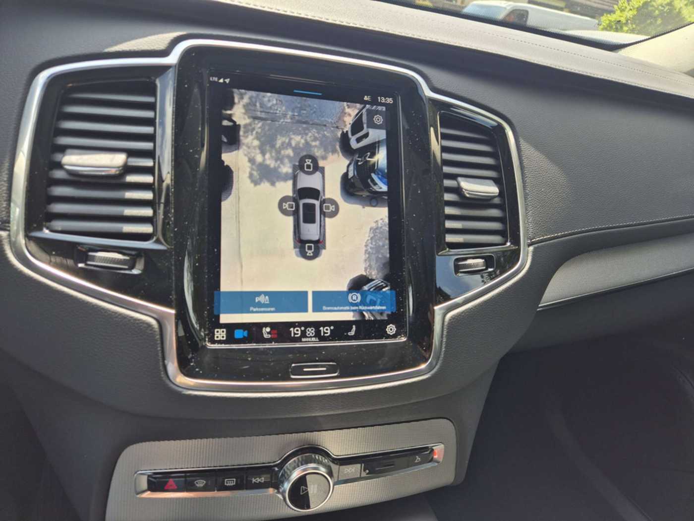 Volvo  T8 Plus Bright Recharge Plug-In Hybrid AWD
