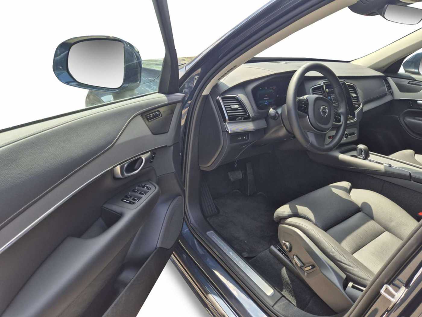 Volvo  T8 Plus Bright Recharge Plug-In Hybrid AWD