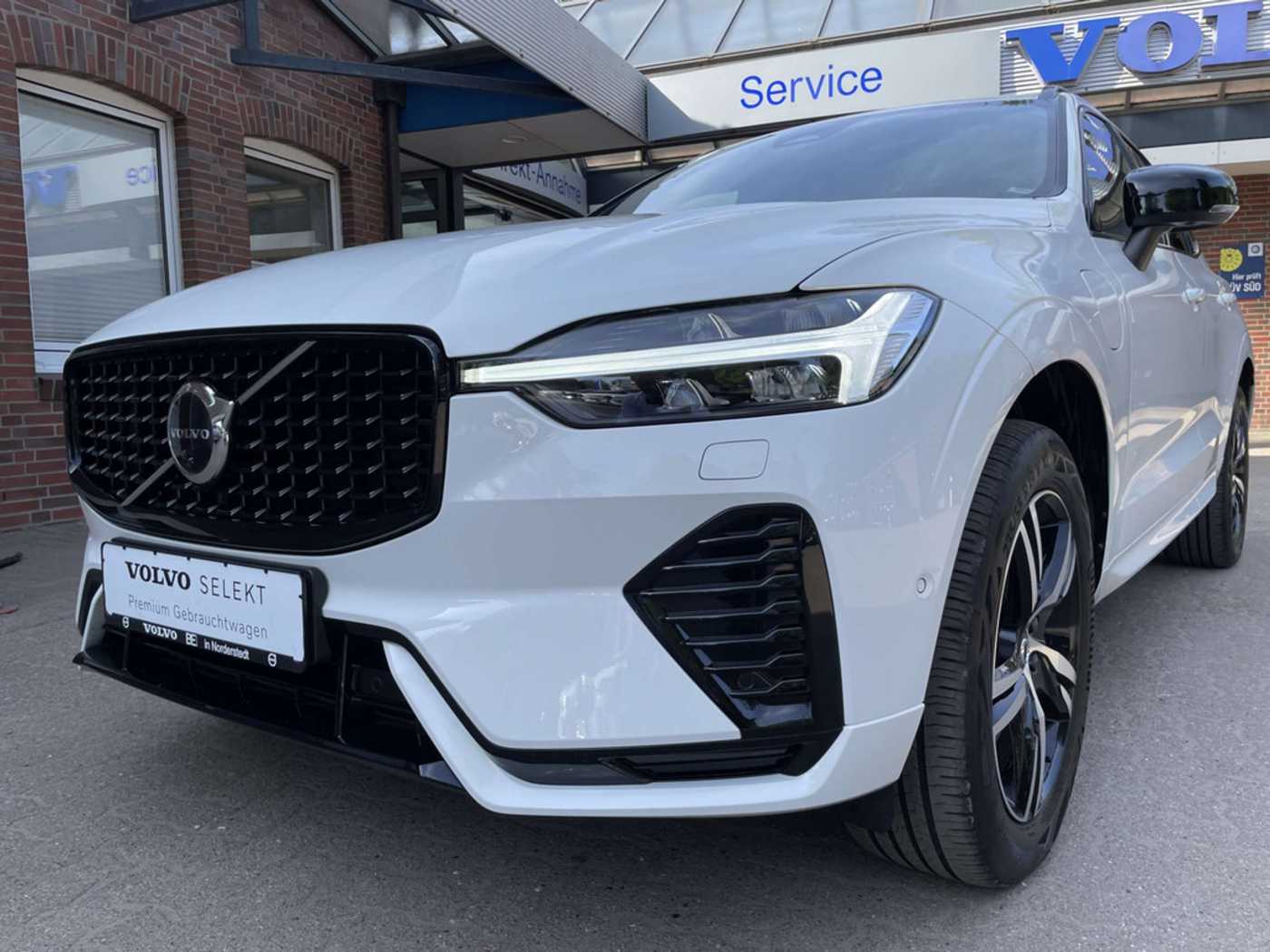 Volvo  T6 AWD Recharge R-Design LONG RANGE | AHK | 360° |