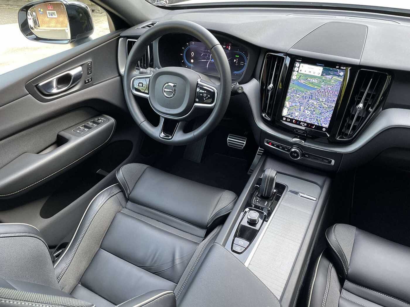 Volvo  T6 AWD Recharge R-Design LONG RANGE | AHK | 360° |