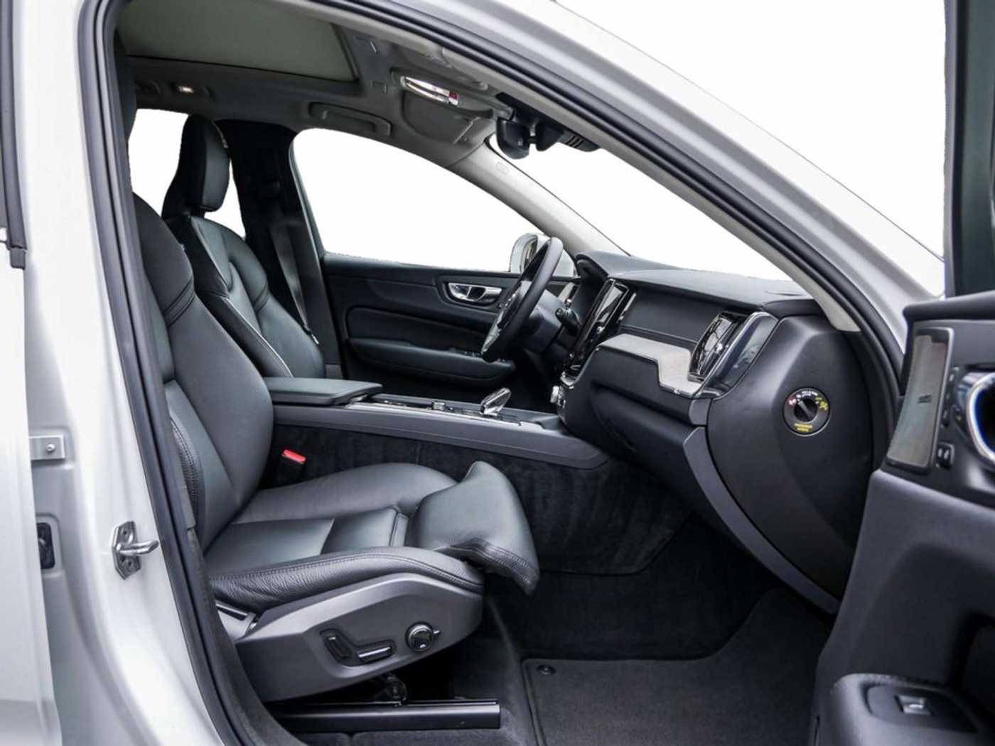 Volvo  T8 AWD Inscription Recharge Plug-In Hybrid