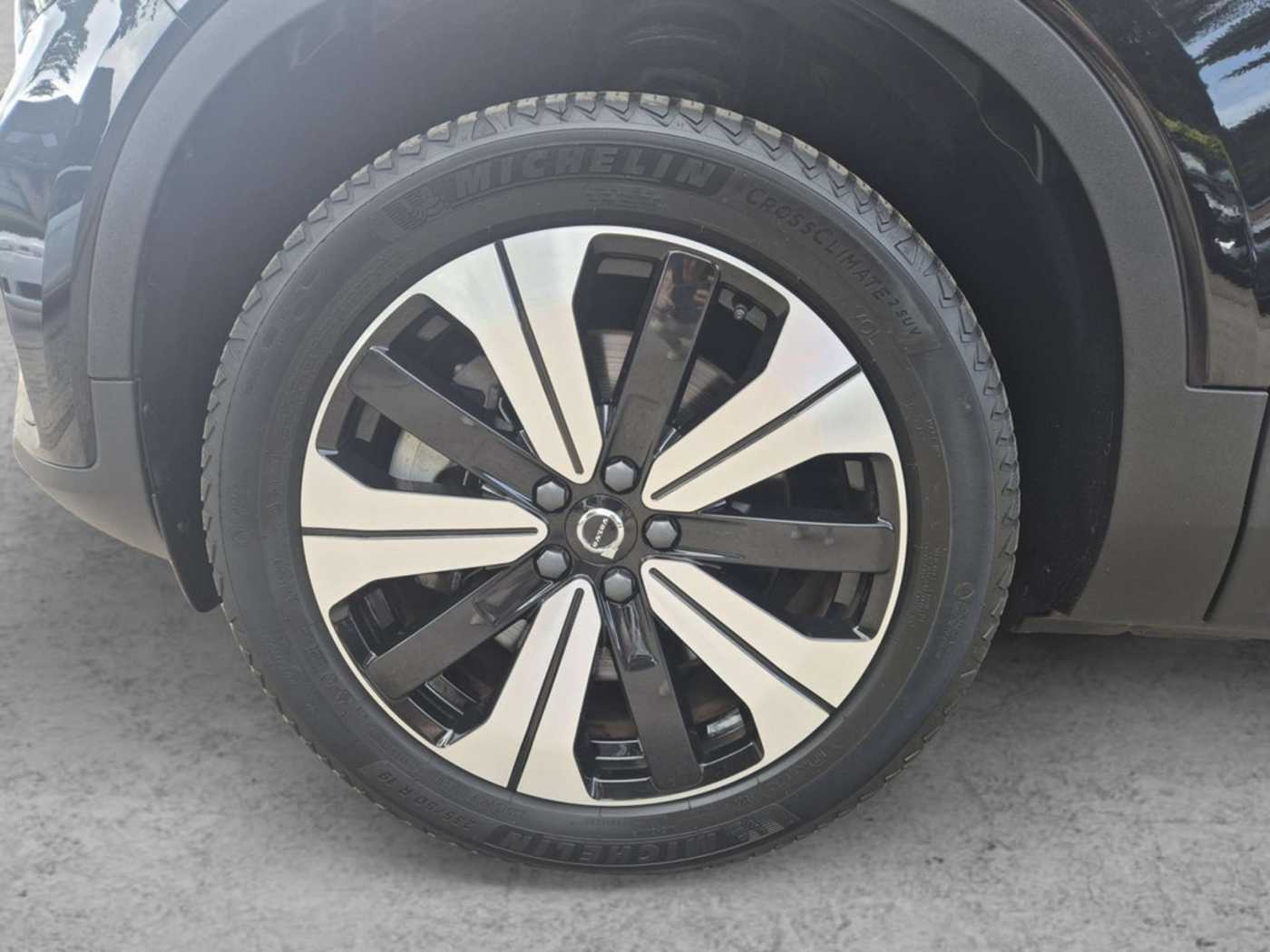 Volvo  Plus Recharge Pure Electric AHK | FACELIFT | 1. HD