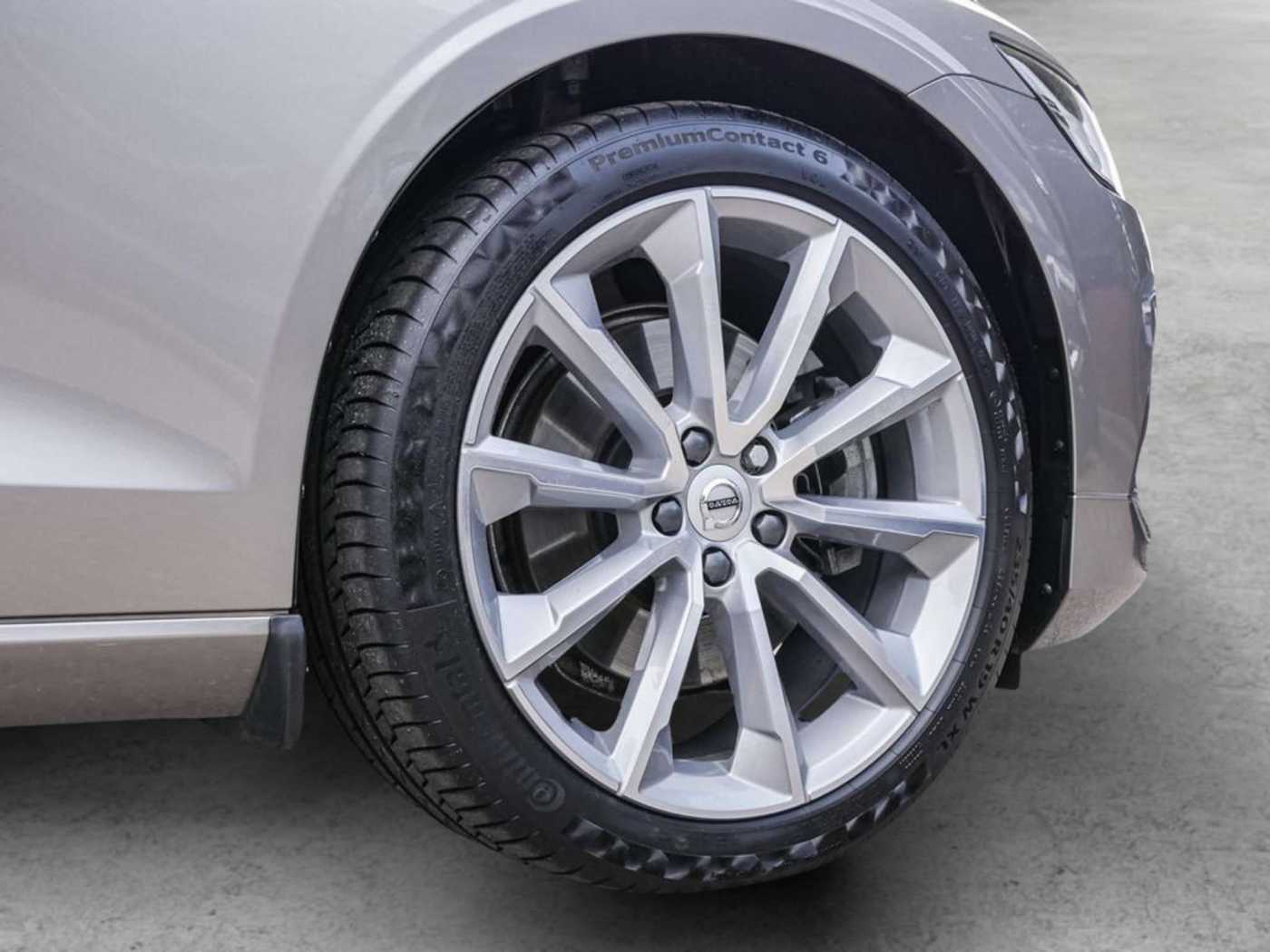 Volvo  T4 Geartronic Inscription W-LAN AHK LED