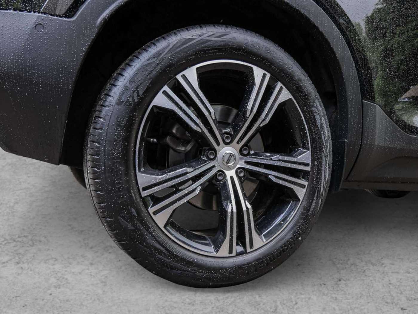Volvo  T4 Inscription Recharge Plug-In Hybrid