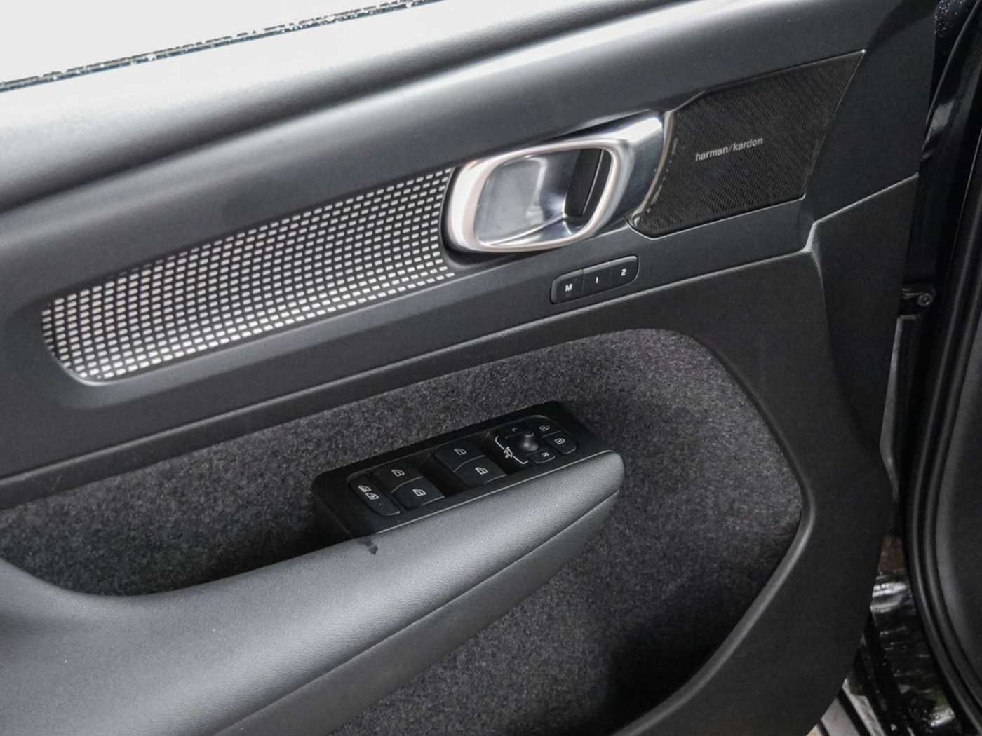 Volvo  Pro Recharge Pure Electric Single