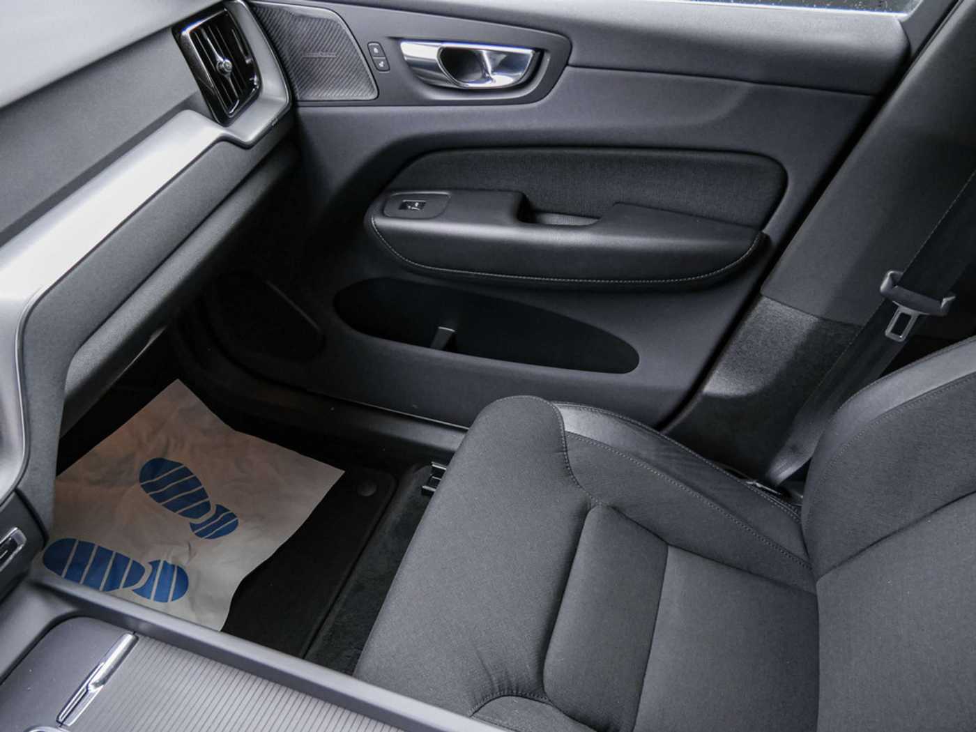 Volvo  T6 Inscription Expression Recharge Plug-In Hybrid