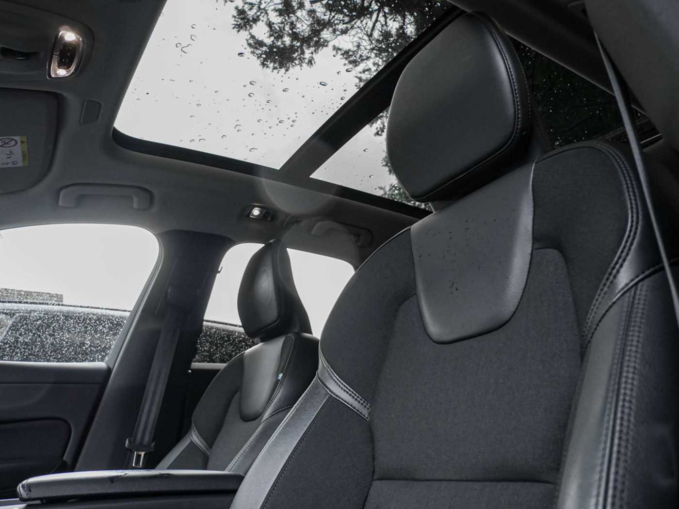 Volvo  T6 Inscription Expression Recharge Plug-In Hybrid