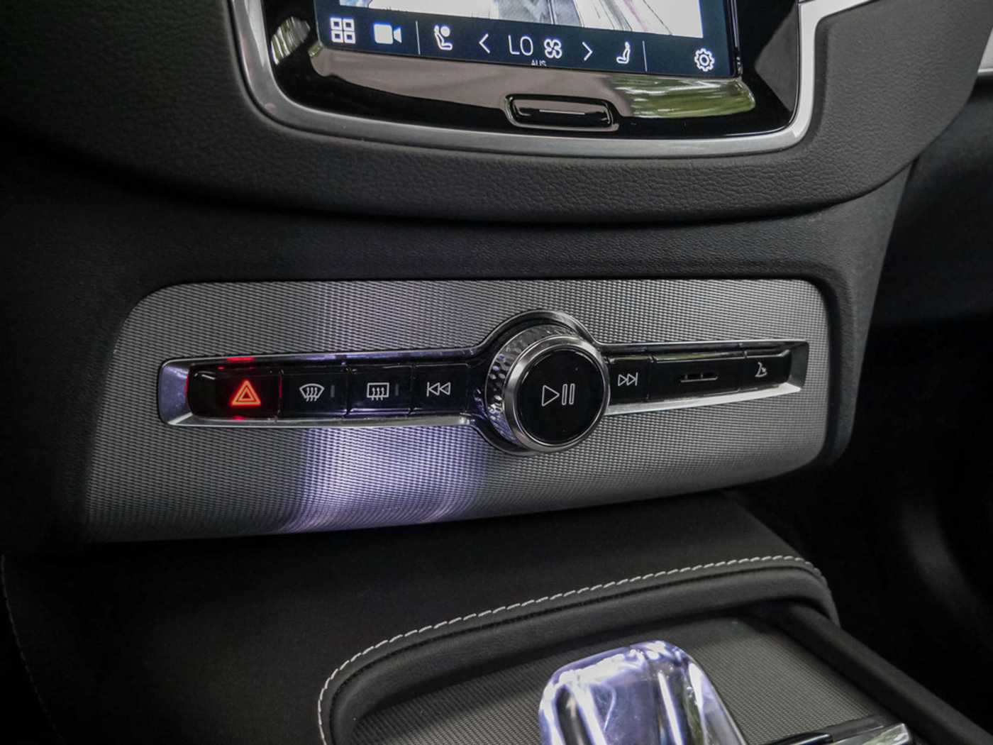 Volvo  T8 Plus Bright Recharge Plug-In Hybrid AWD