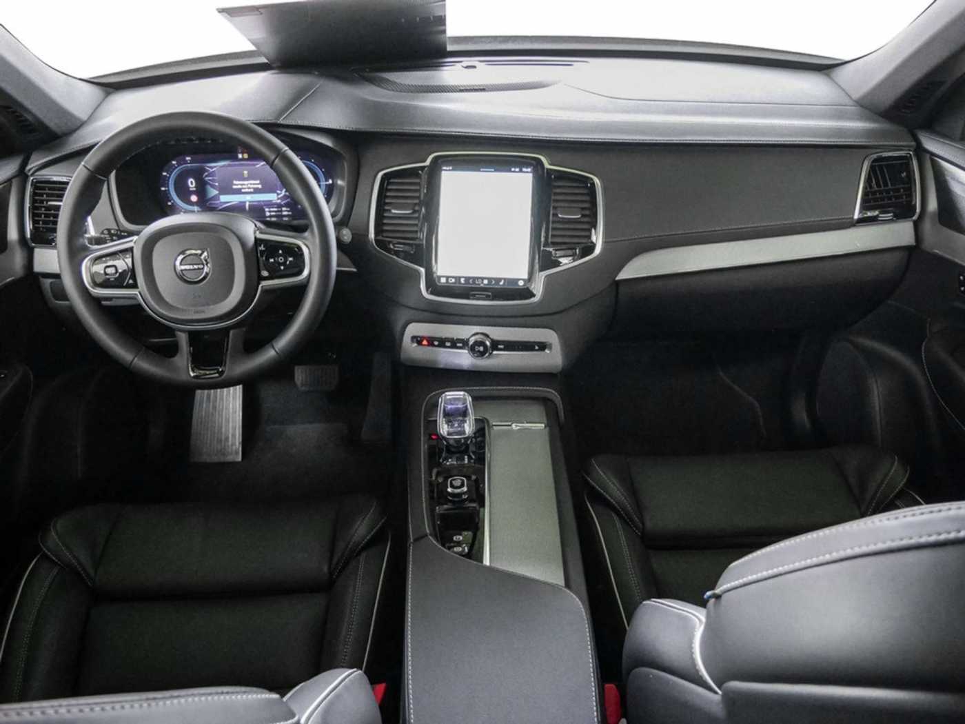 Volvo  T8 Plus Bright Recharge Plug-In Hybrid AWD