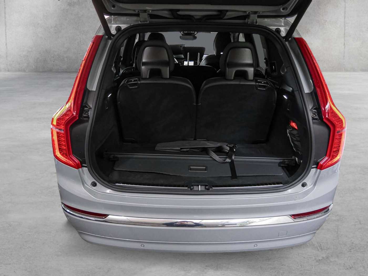 Volvo  T8 Plus Bright Recharge Plug-In Hybrid AWD
