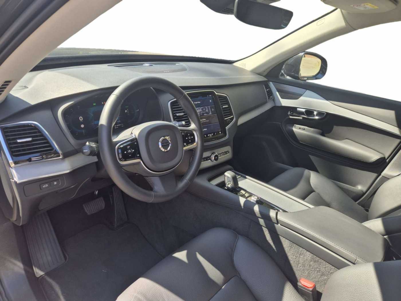 Volvo  T8 Core Recharge Plug-In Hybrid AWD ACC