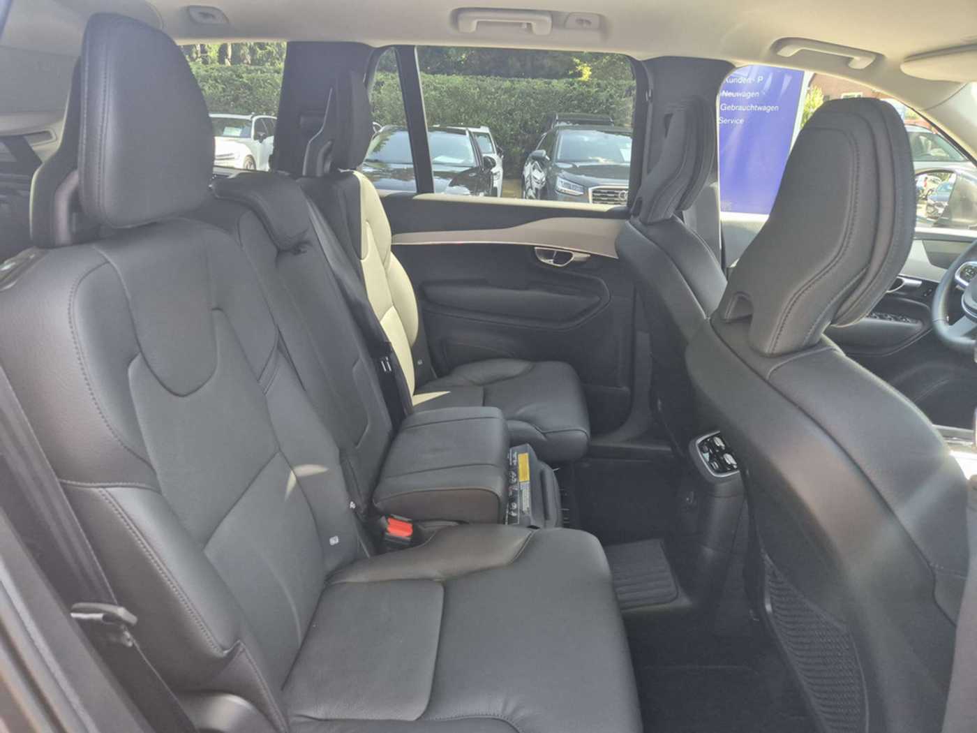 Volvo  T8 Core Recharge Plug-In Hybrid AWD ACC
