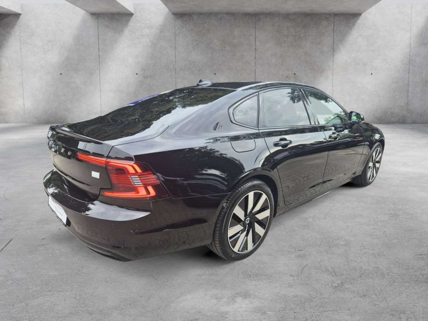 Volvo  T8 Ultimate Dark Recharge Plug-In Hybrid AWD