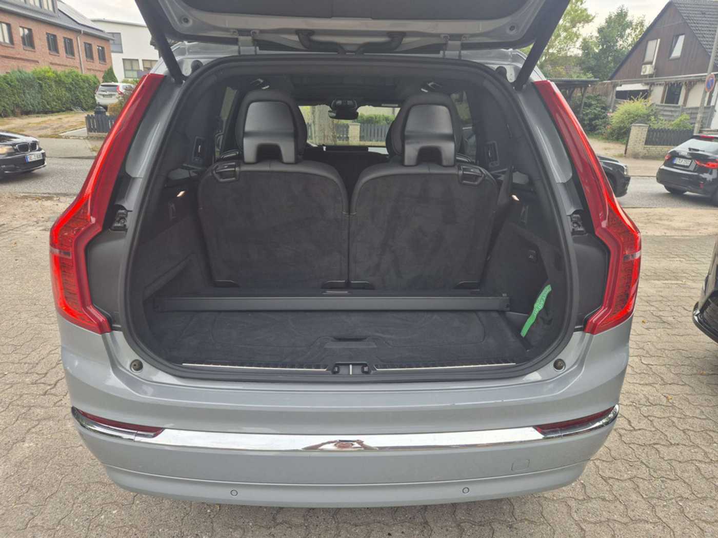 Volvo  T8 Plus Bright Recharge Plug-In Hybrid AWD