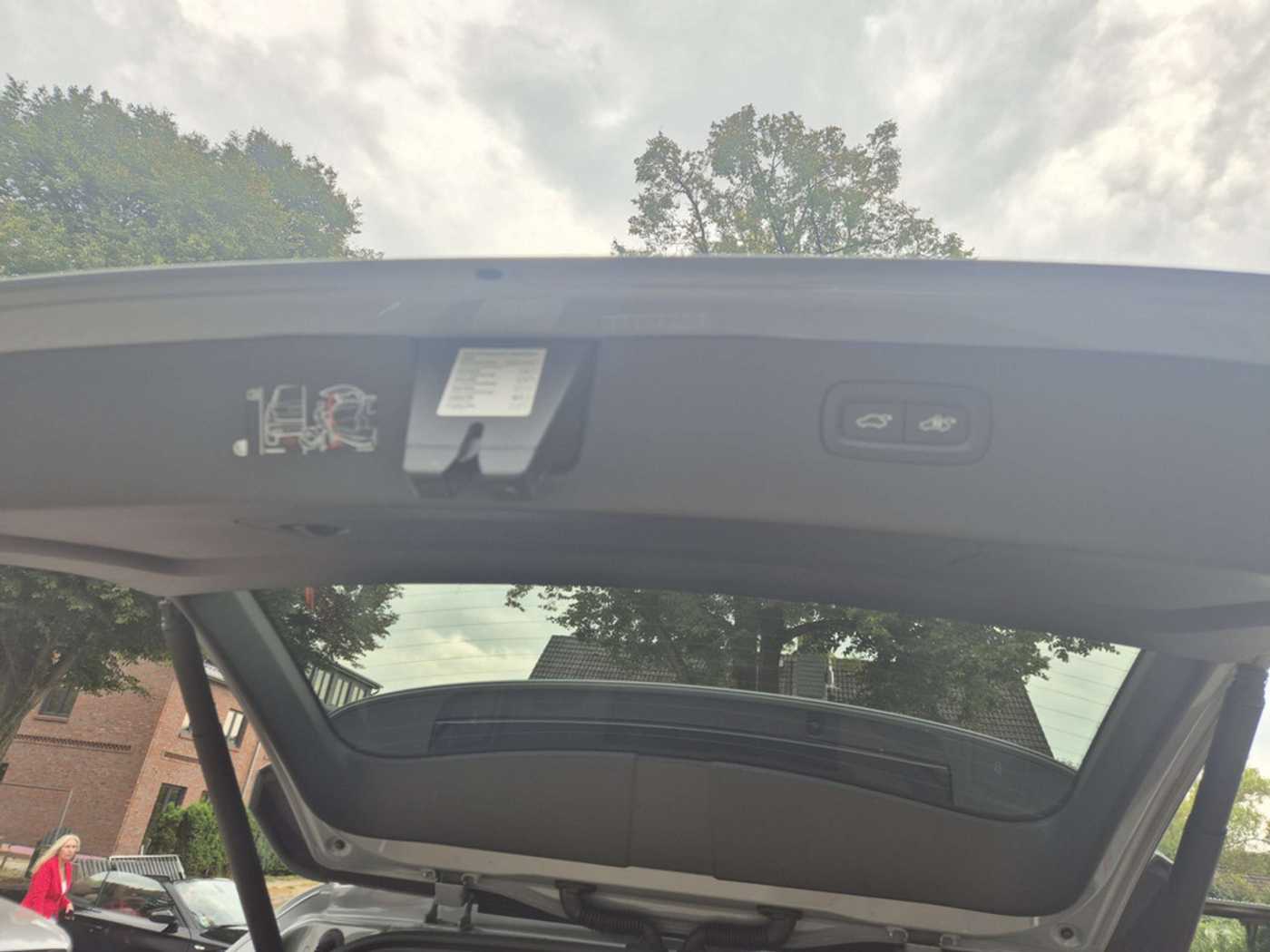 Volvo  T8 Plus Bright Recharge Plug-In Hybrid AWD