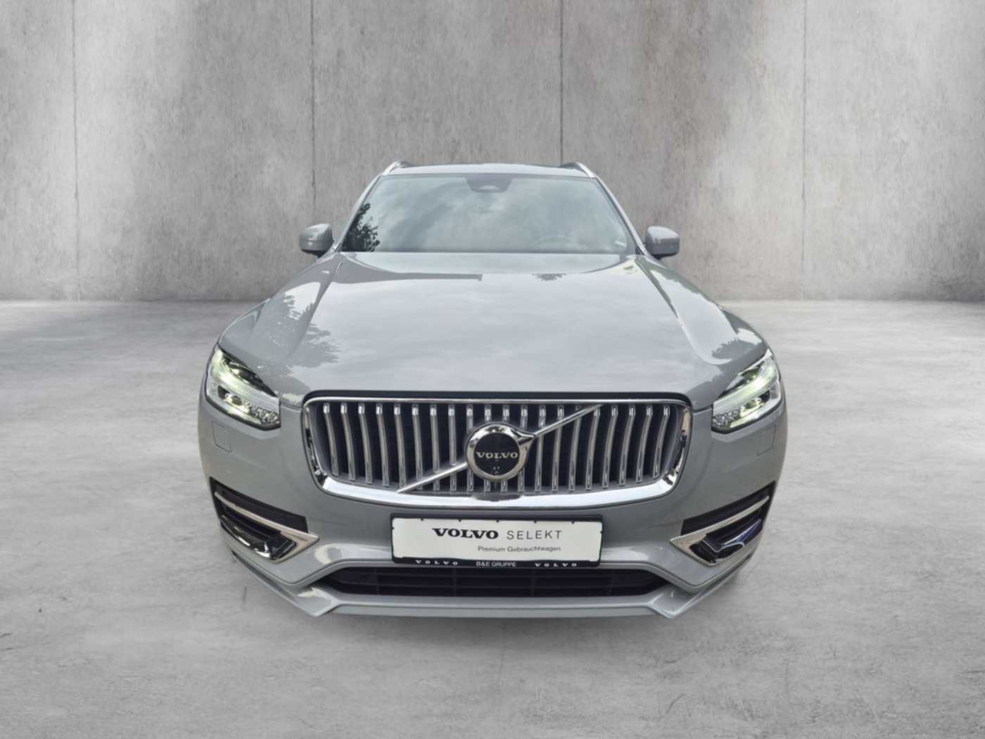 Volvo  T8 Plus Bright Recharge Plug-In Hybrid AWD