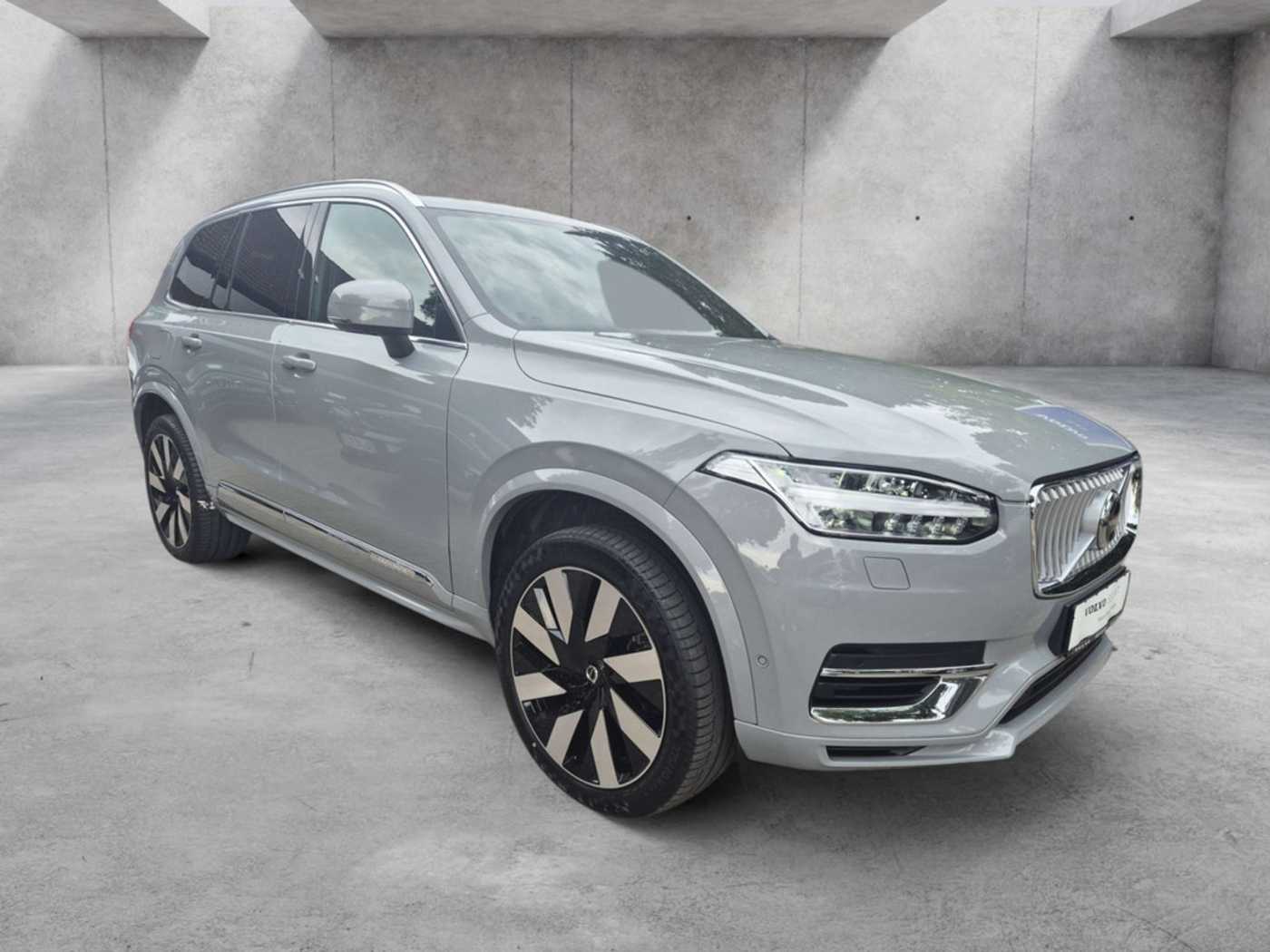 Volvo  T8 Plus Bright Recharge Plug-In Hybrid AWD