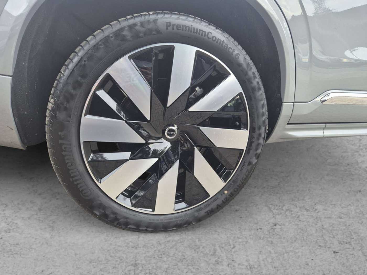Volvo  T8 Plus Bright Recharge Plug-In Hybrid AWD