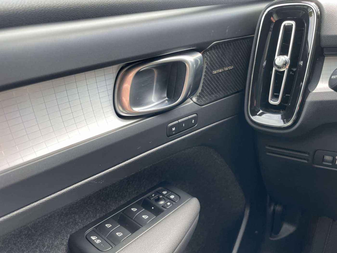 Volvo  T5 Plus Dark Recharge FACELIFT | Harman/Kardon | Fahrerassistenz-Pak.