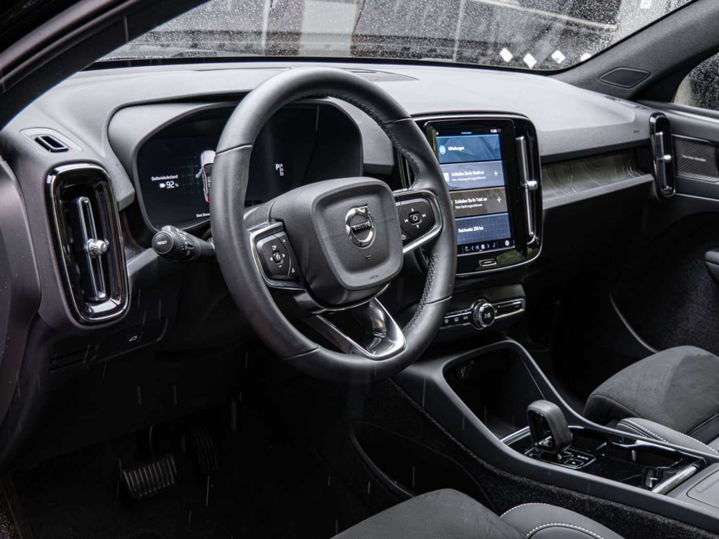 Volvo  Ultimate Recharge Pure Electric Single Motor