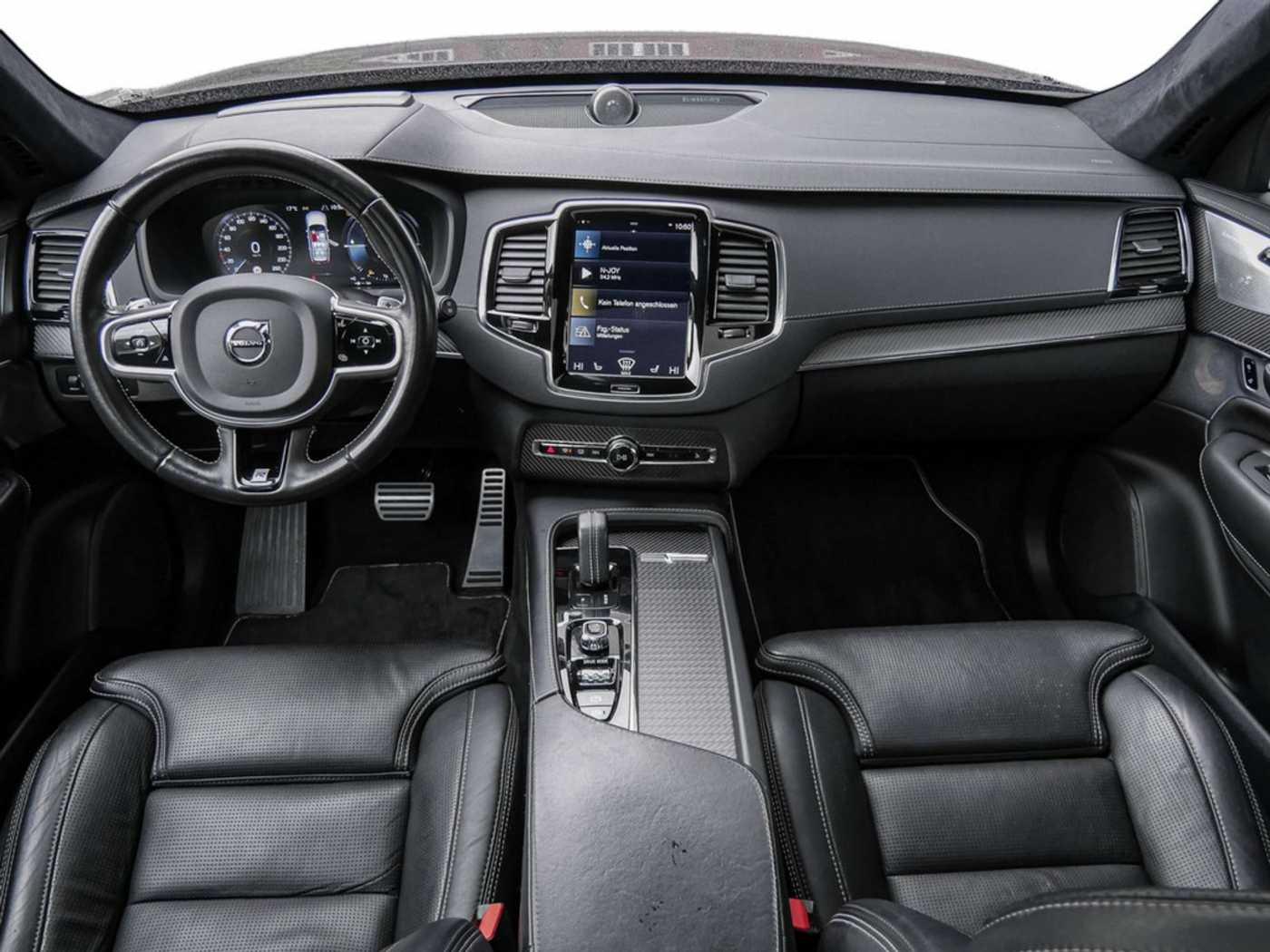 Volvo  T8 AWD Recharge Plug-In Hybrid R-Design