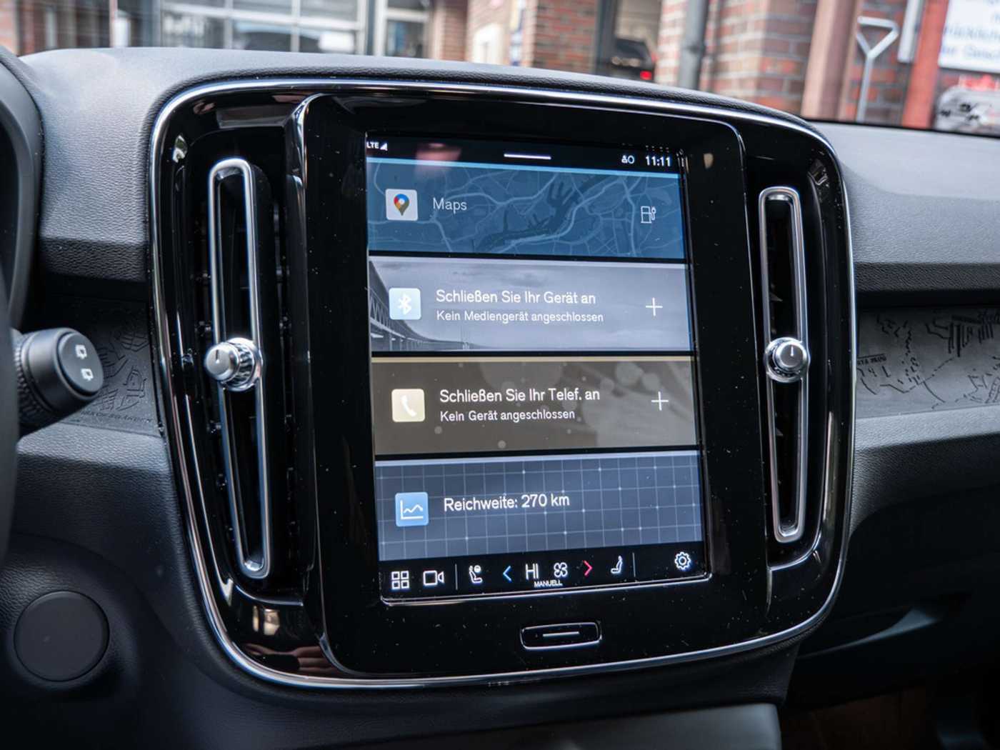 Volvo  Core Recharge Single Pure Electric 2WD
