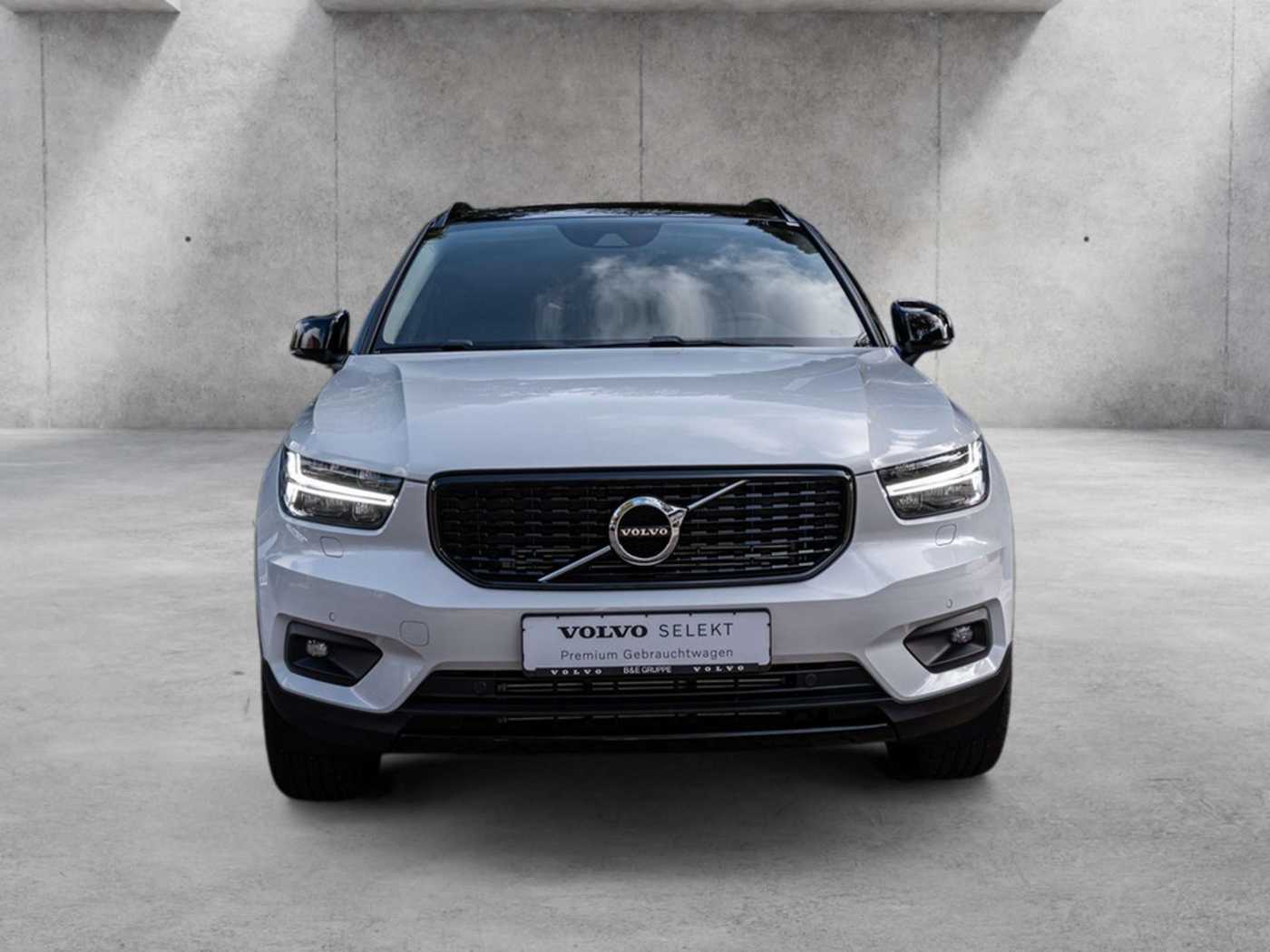 Volvo  T5 R-Design Expression Recharge ACC | AHK | BLIS | Licht- & Winter-Pak.