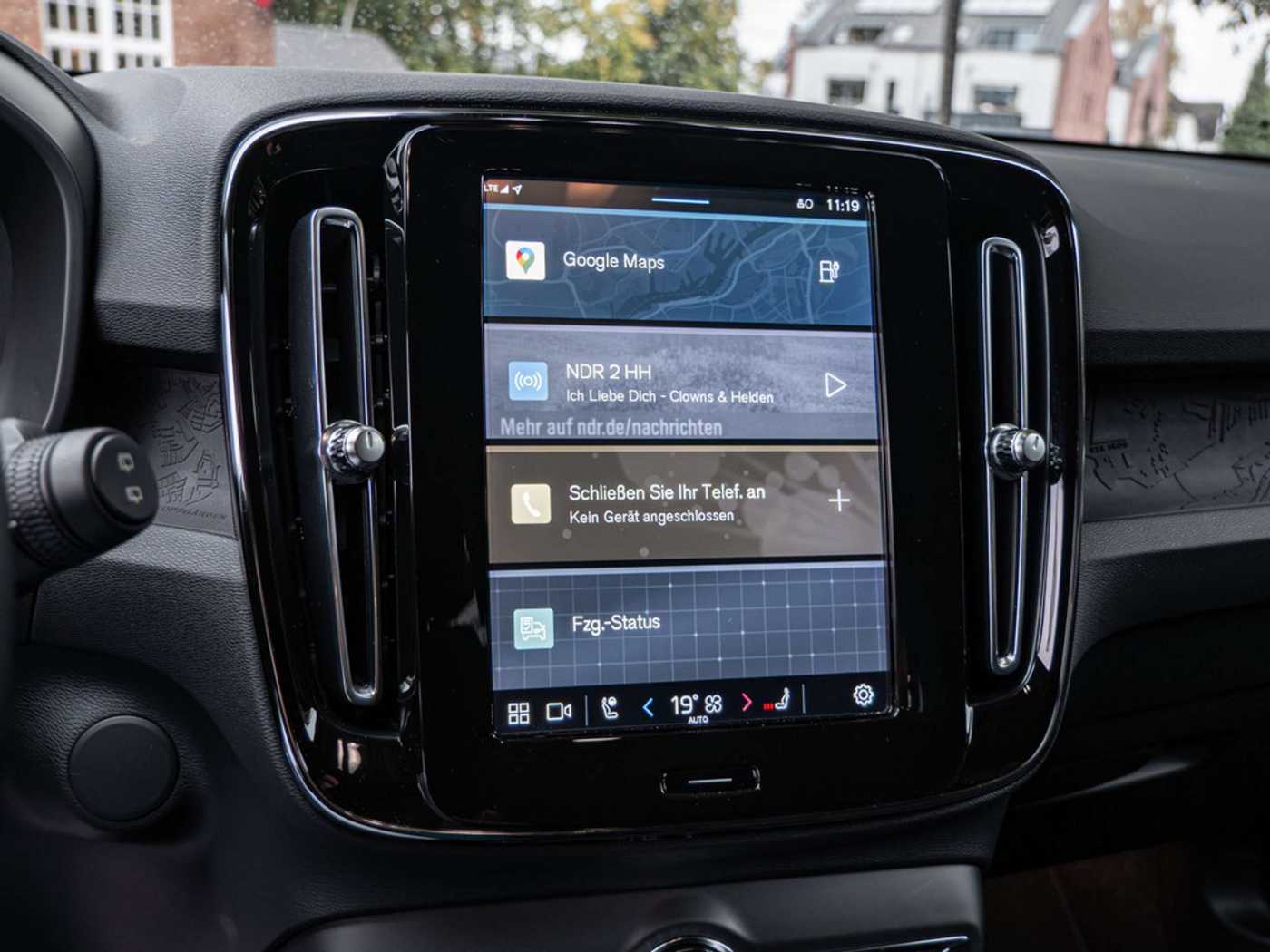 Volvo  TWIN Core Recharge Pure Electric AWD