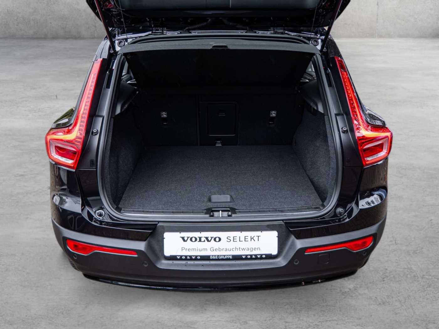 Volvo  TWIN Core Recharge Pure Electric AWD