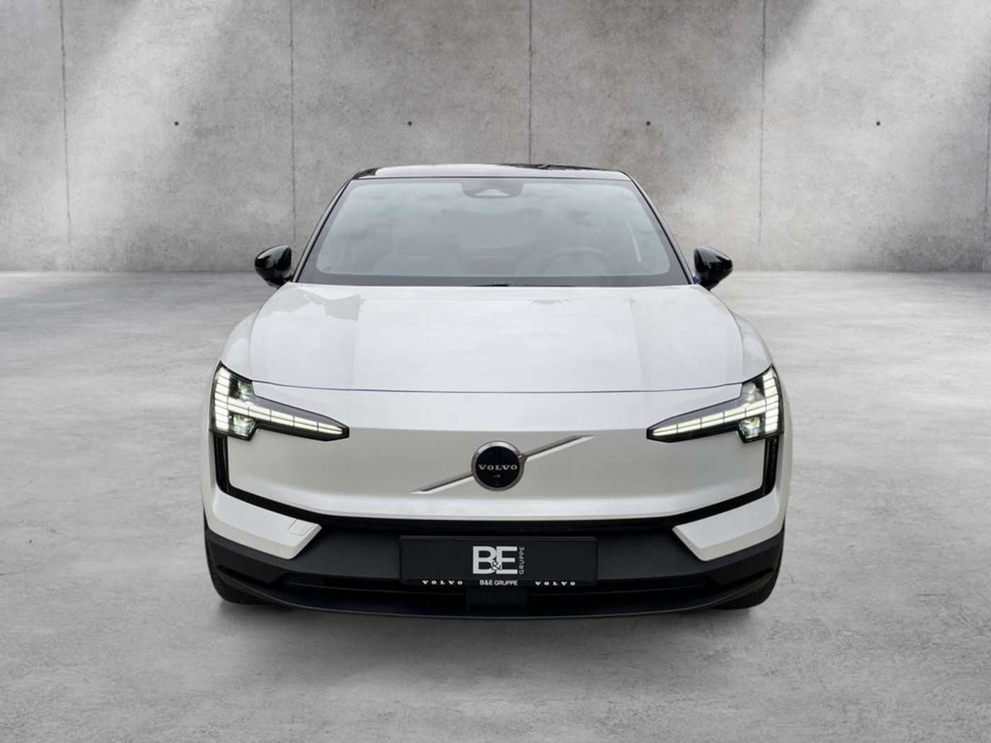 Volvo  Ultra Single Extended Range Pure Electric