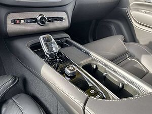 Volvo  T8 Plus Bright Recharge AWD 360° | LICHT-PAKET | 21'