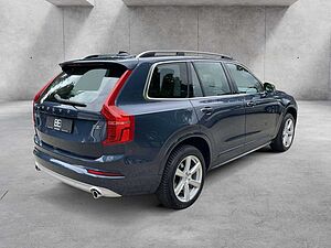 Volvo  D5 AWD Momentum SEHR GEPFLEGT | LICHT-PAKET | KAME