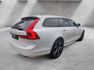 Volvo  D5 AWD Pro SHZ H/K NAVI LED