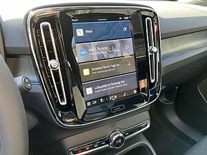 Volvo  Twin Motor AWD Ultra Black Edition