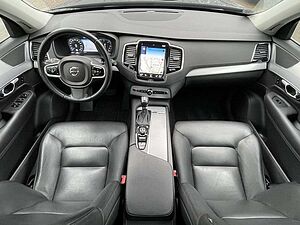 Volvo  D5 AWD Momentum Geartronic *Kamera*