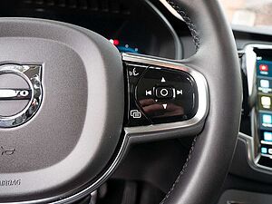 Volvo  T8 AWD Recharge Plug-In Hybrid Plus Bright