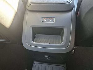 Volvo  T6 AWD Recharge Plug-In Hybrid Plus Dark