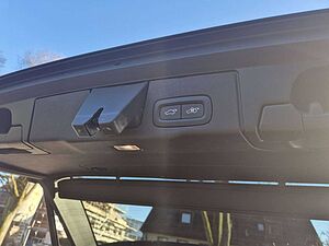 Volvo  T6 AWD Recharge Plug-In Hybrid Plus Dark