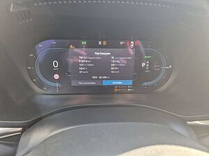 Volvo  T6 AWD Recharge Plug-In Hybrid Plus Dark