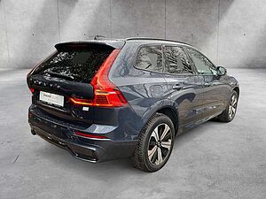 Volvo  T6 AWD Recharge Plug-In Hybrid Plus Dark