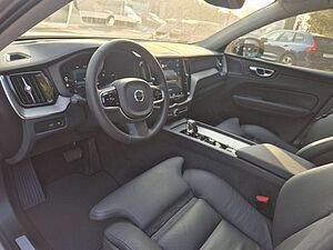 Volvo  T8 AWD Recharge Plug-In Hybrid Ultra Dark