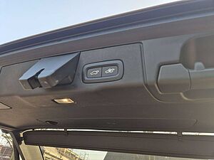 Volvo  T8 AWD Recharge Plug-In Hybrid Ultra Dark